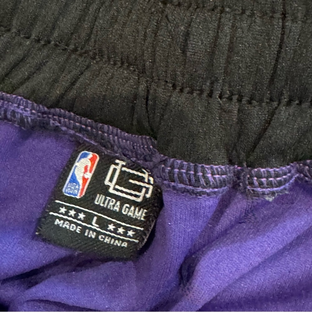 LA Lakers Basketball Shorts LeBron James #6 Los Angeles NBA Size Large - Picture 9 of 13
